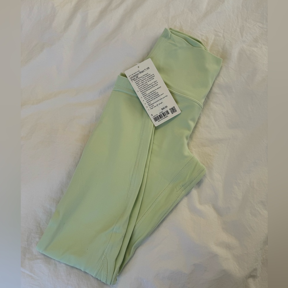 Lululemon kohlrabi green align legging size 6